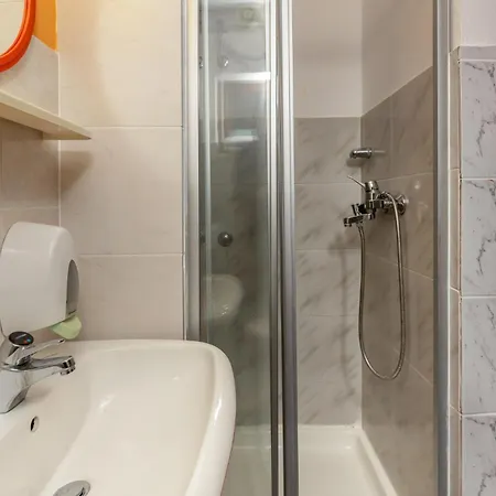 Holiday home Lovely Home In Jadranovo With Wifi *