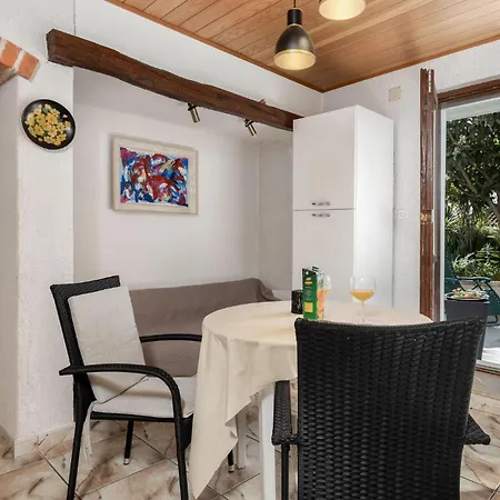 Lovely Home In Jadranovo With Wifi Holiday home *