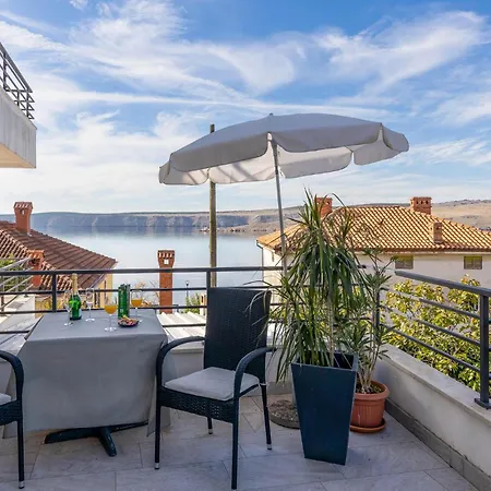 Lovely Home In Jadranovo With Wifi Semesterbostad